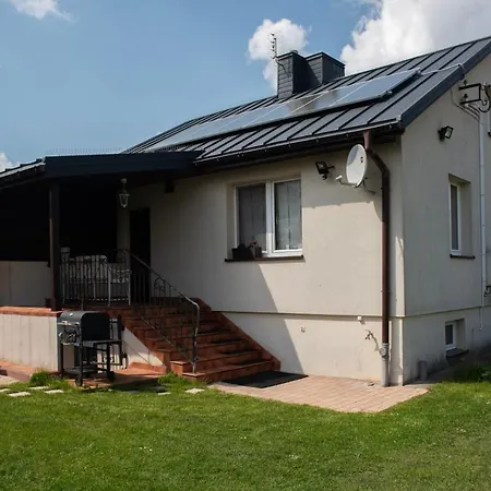 Dom Caloroczny Nad Bugiem Holiday home *