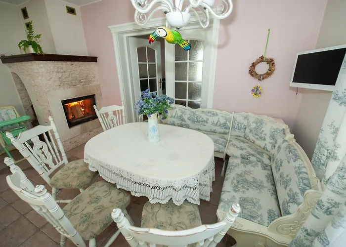 Дом отдыха Dom Caloroczny Nad Bugiem *