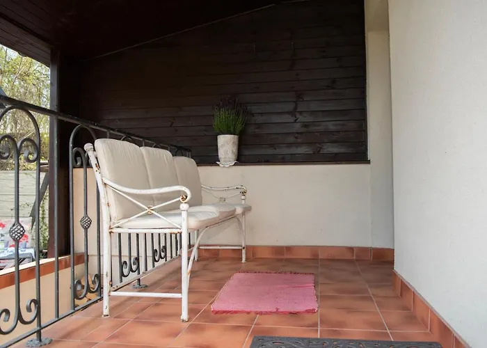 Dom Caloroczny Nad Bugiem