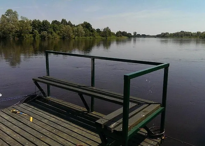 Dom Caloroczny Nad Bugiem Дом отдыха